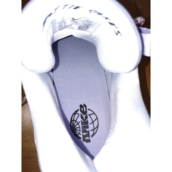 Nike Cosmic Unity Multicolor  Size 12 NIB - Picture 7 of 9